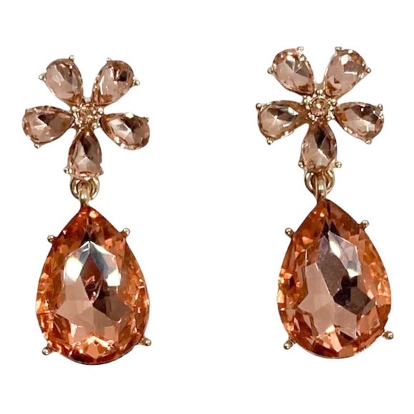 Light Peach Flower with  Teardrop Dangle Earrings - Picture 2 of 4